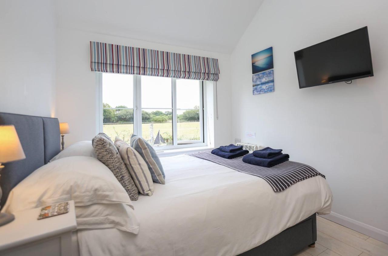 Linden House 3*